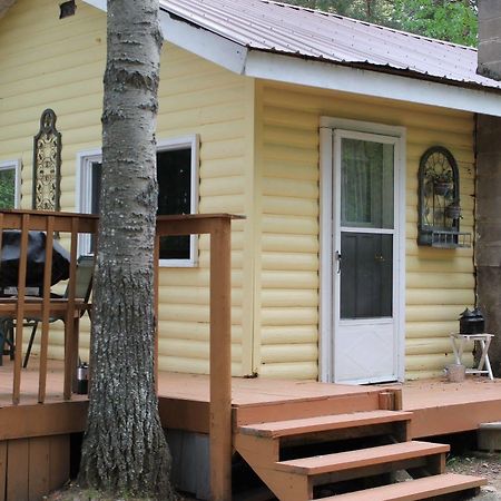Madawaska Algonquin'S Edge Resort المظهر الخارجي الصورة